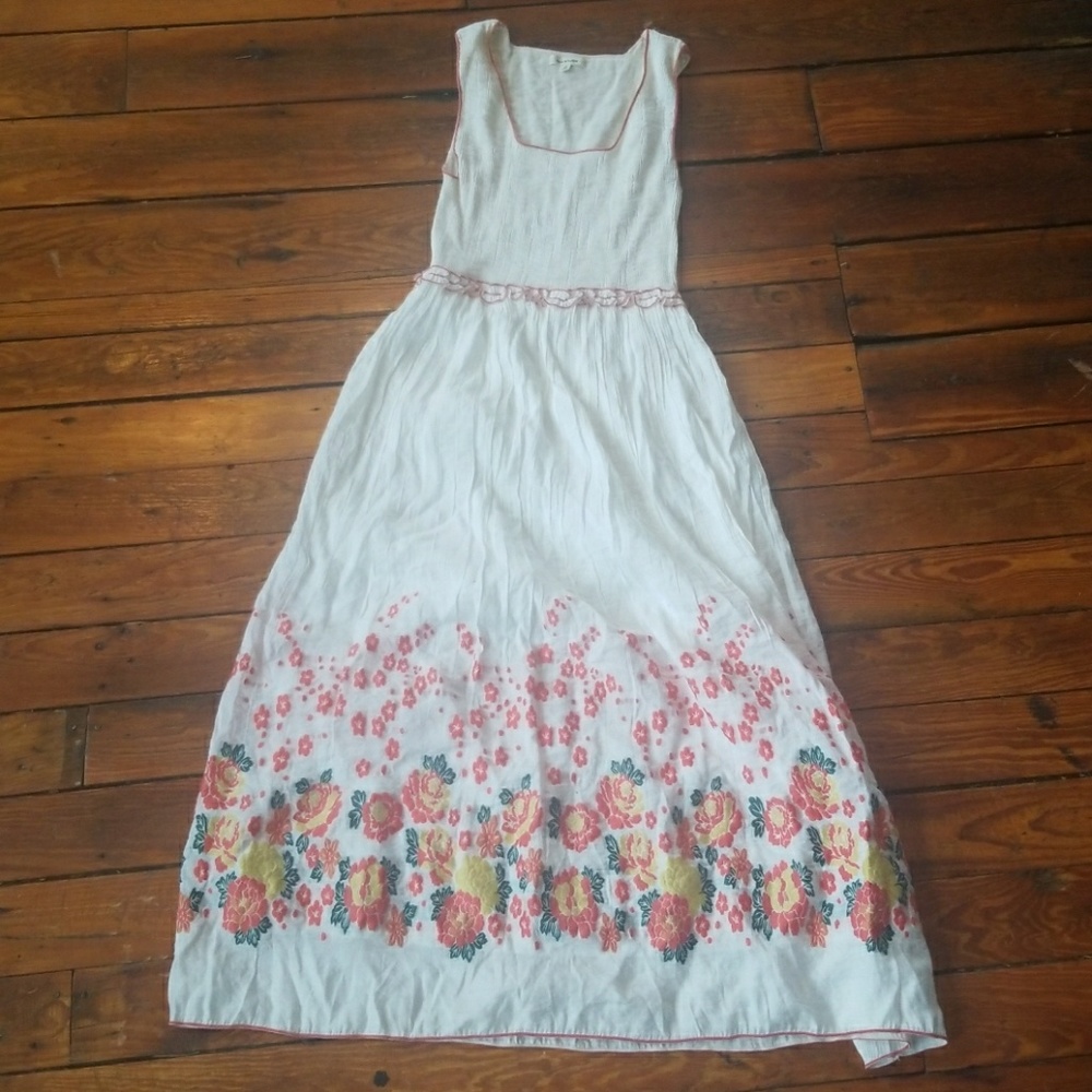 Max studio dress